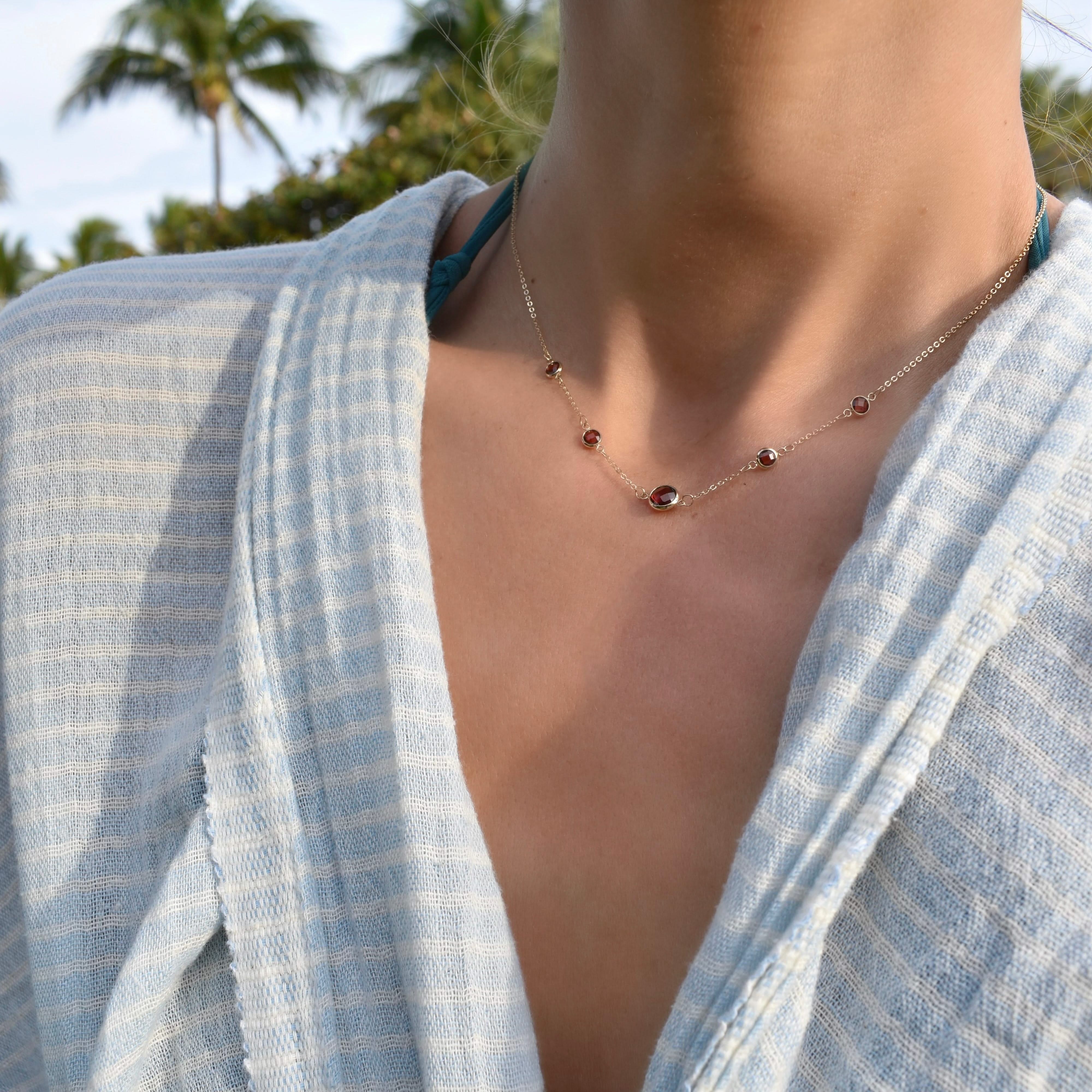 1 Grand & 4 Petite Garnet Necklace in 14k Gold (January) - Image 2