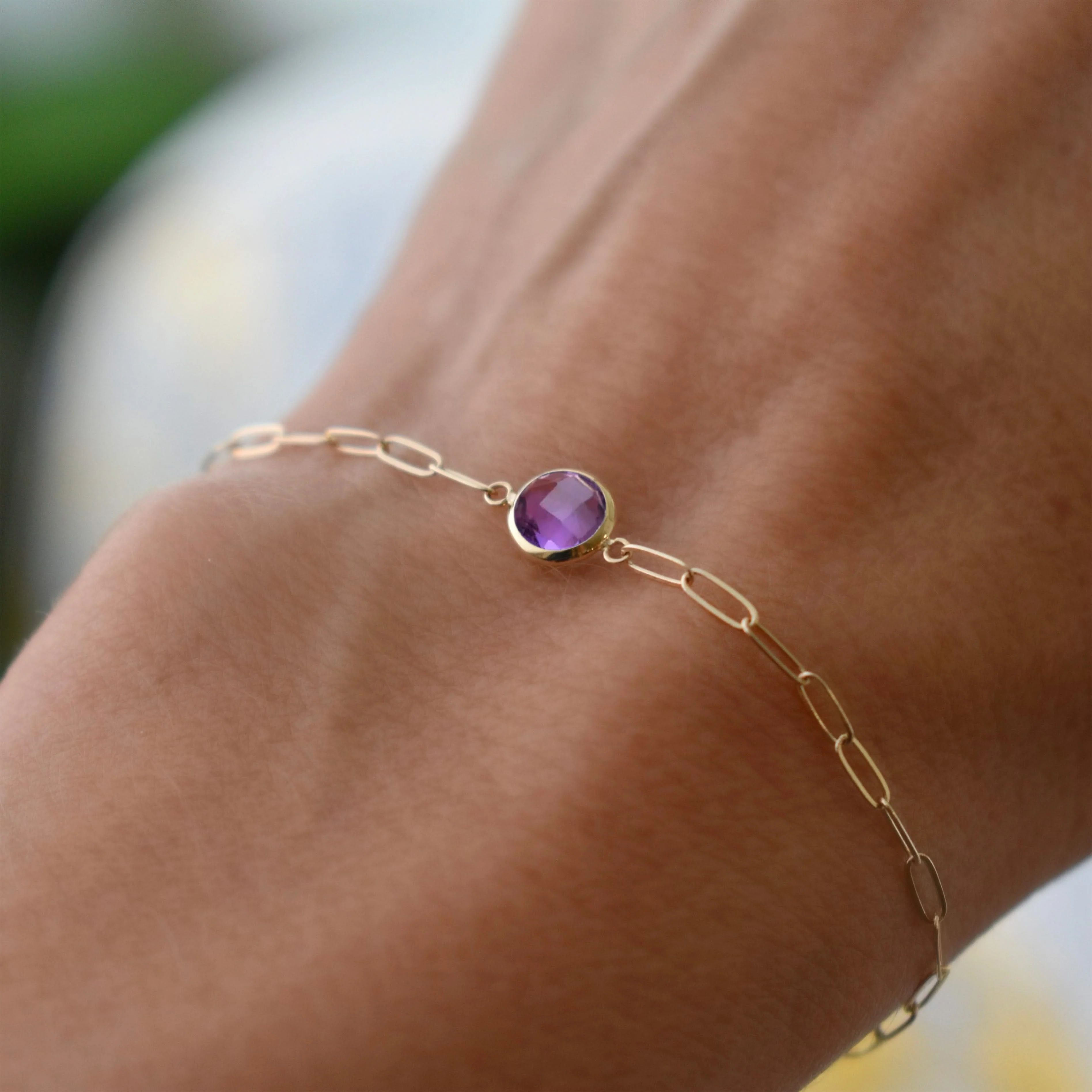 Grand 1 Amethyst Adelaide Mini Bracelet in 14k Gold (February) - Image 8