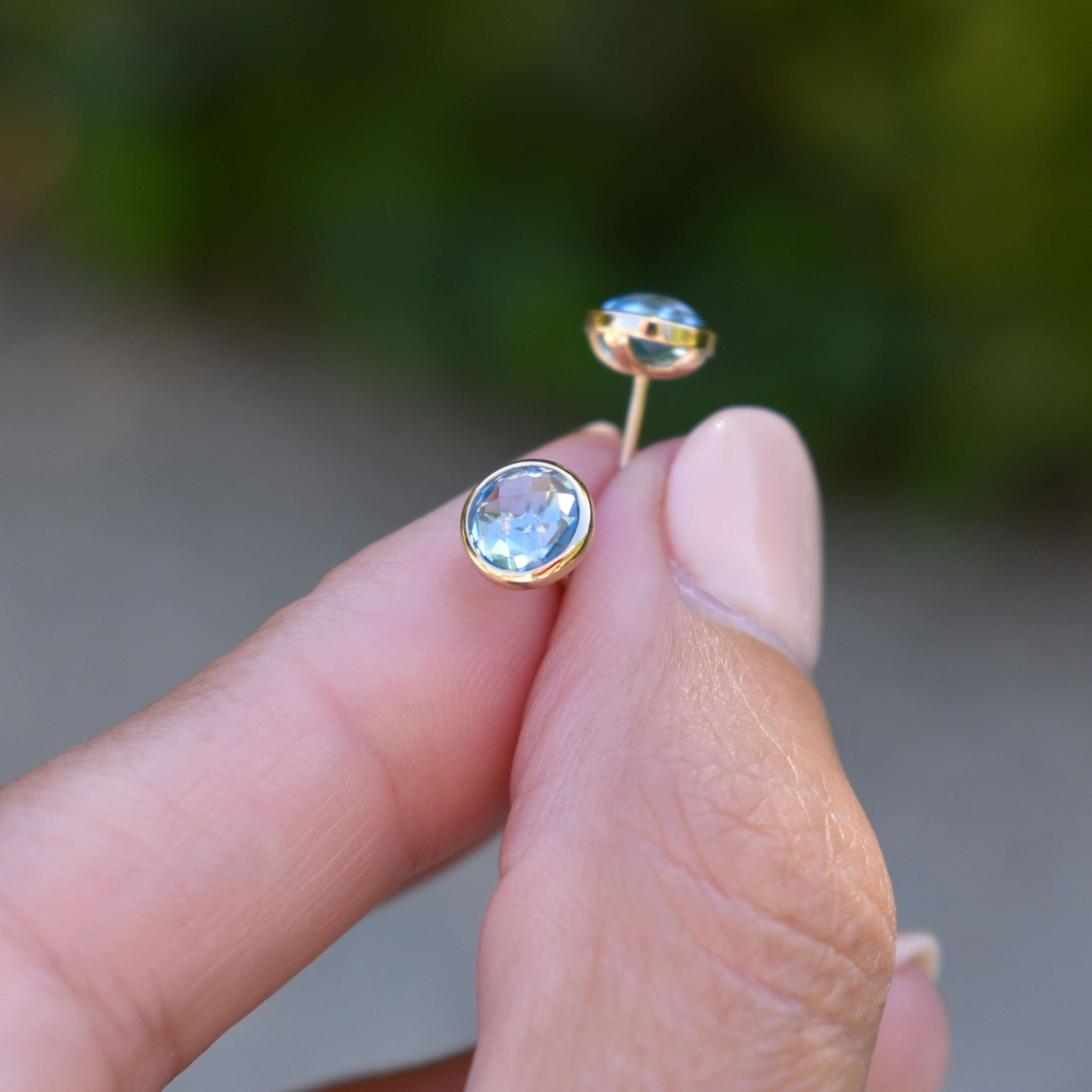 Grand Nantucket Blue Topaz Stud Earrings in 14k Gold (December) - Image 7