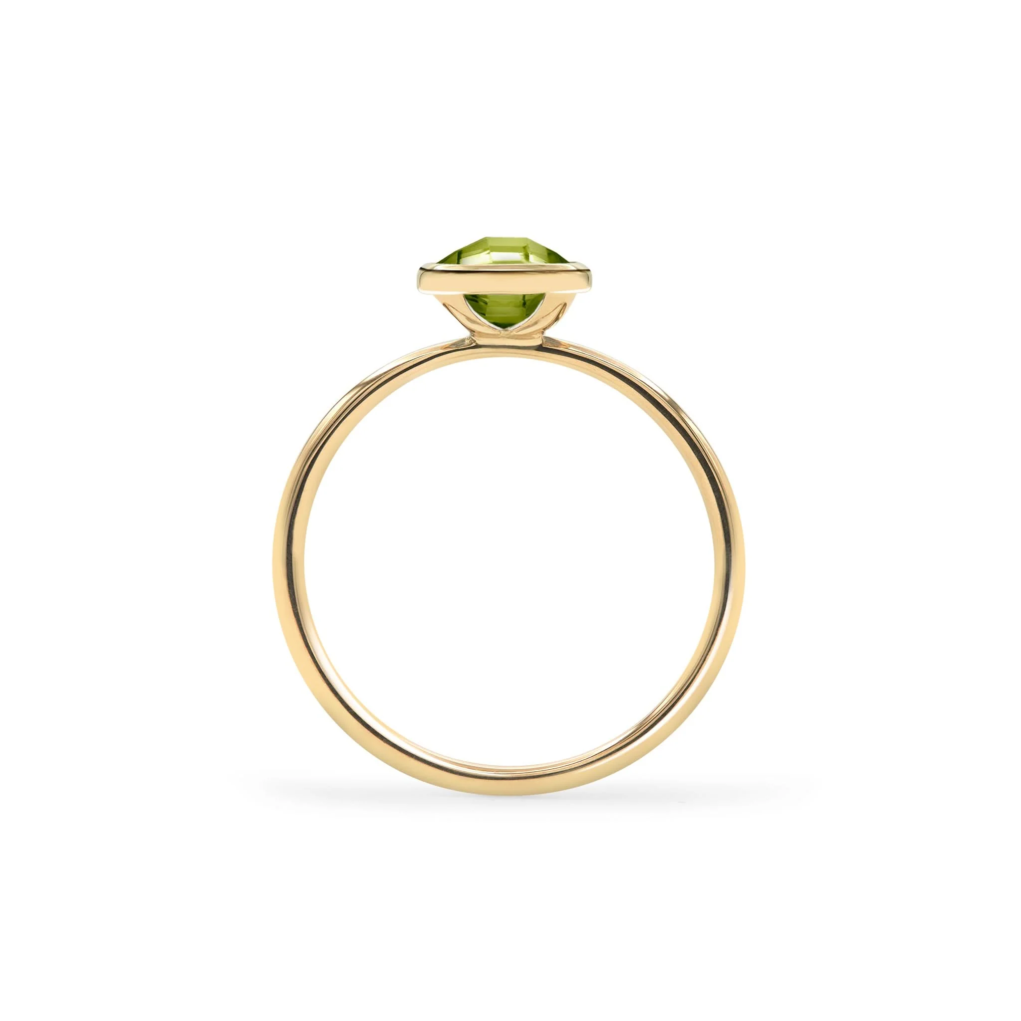 Grand Peridot Ring in 14k Gold (August) - Image 5