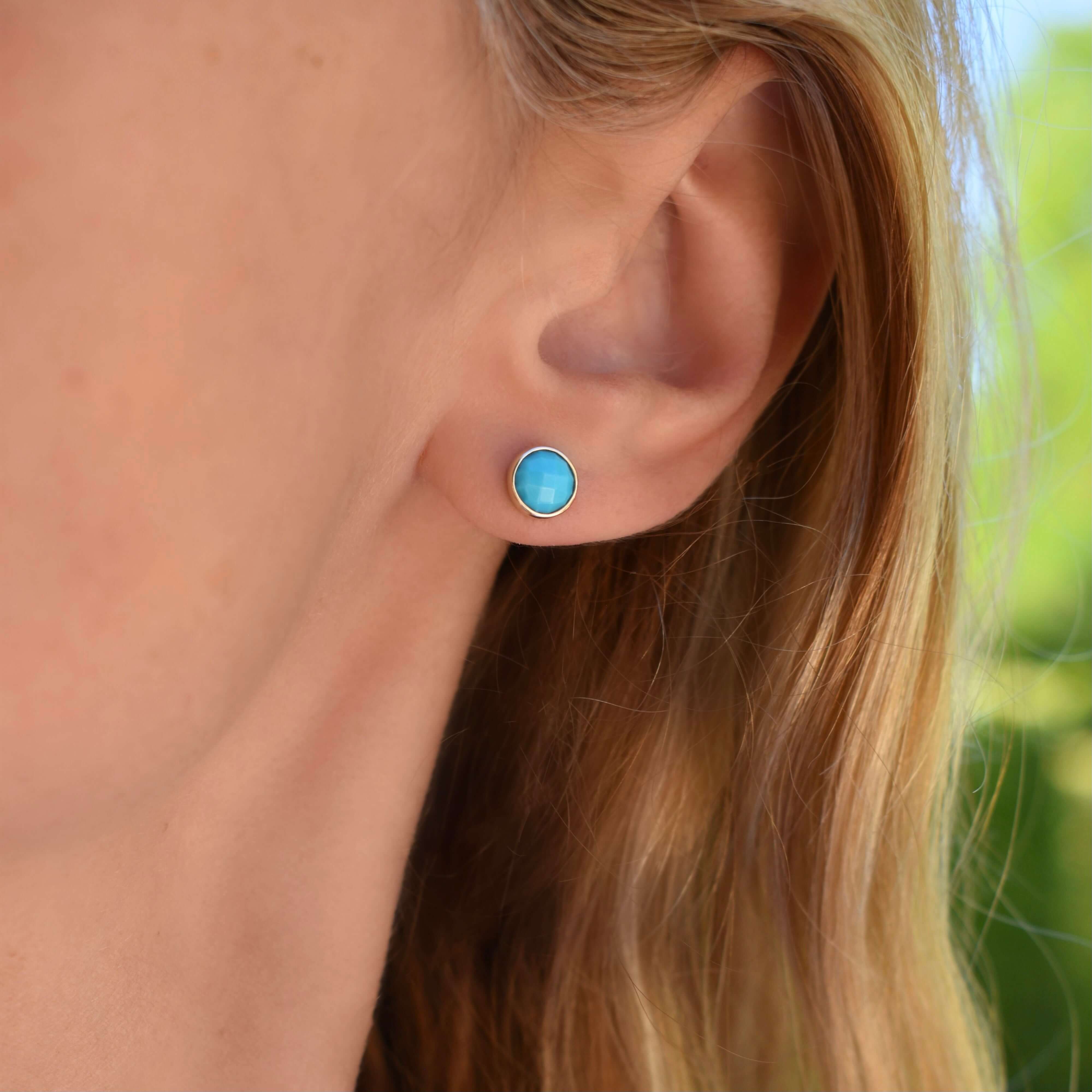 Grand Turquoise Stud Earrings in 14k Gold (December) - Image 9