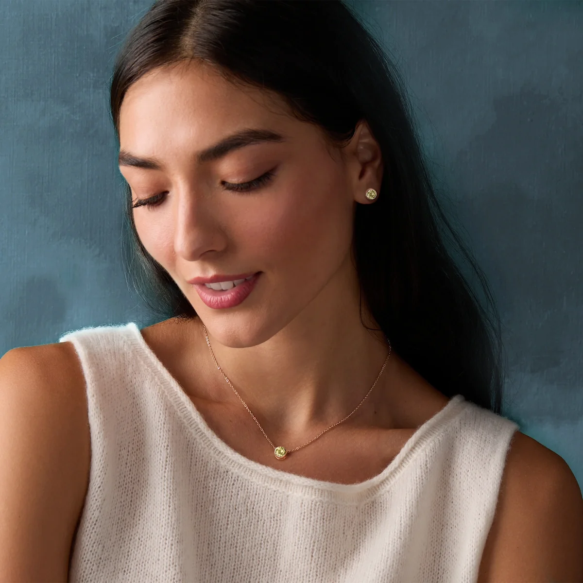 Jamestown Lemon Verbena Quartz Solitaire Necklace in 14k Gold (August) - Image 3