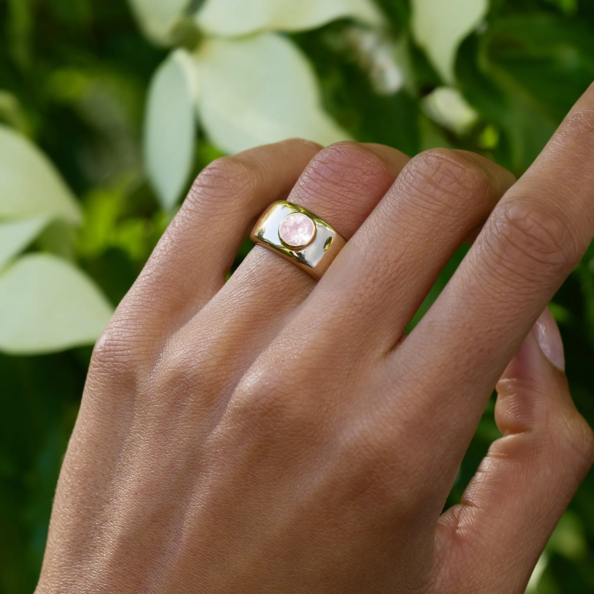 Jamestown Rose Quartz Band Ring in 14k Gold (October) - Image 3