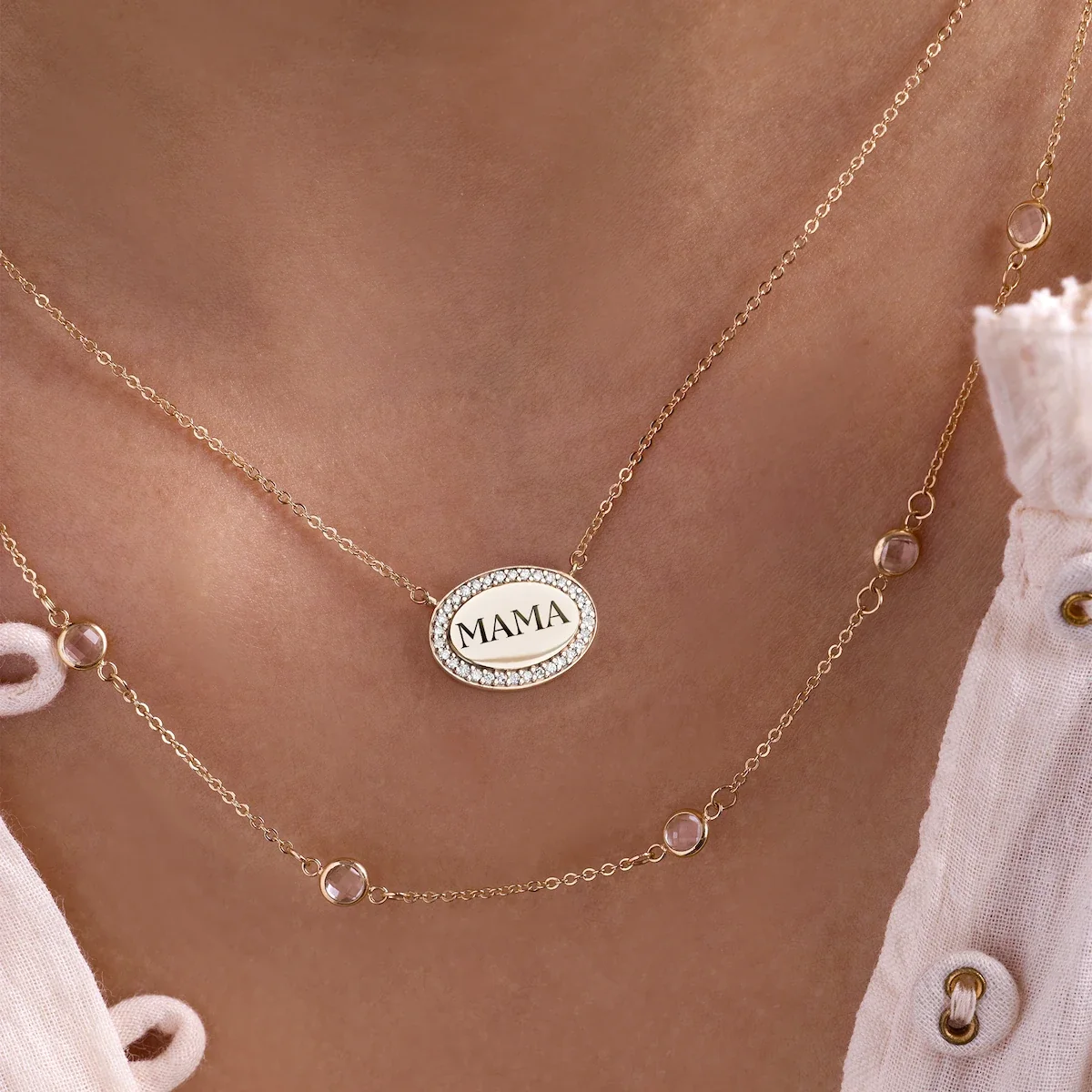 Mama Pavé Oval Necklace in 14k Gold - Image 3