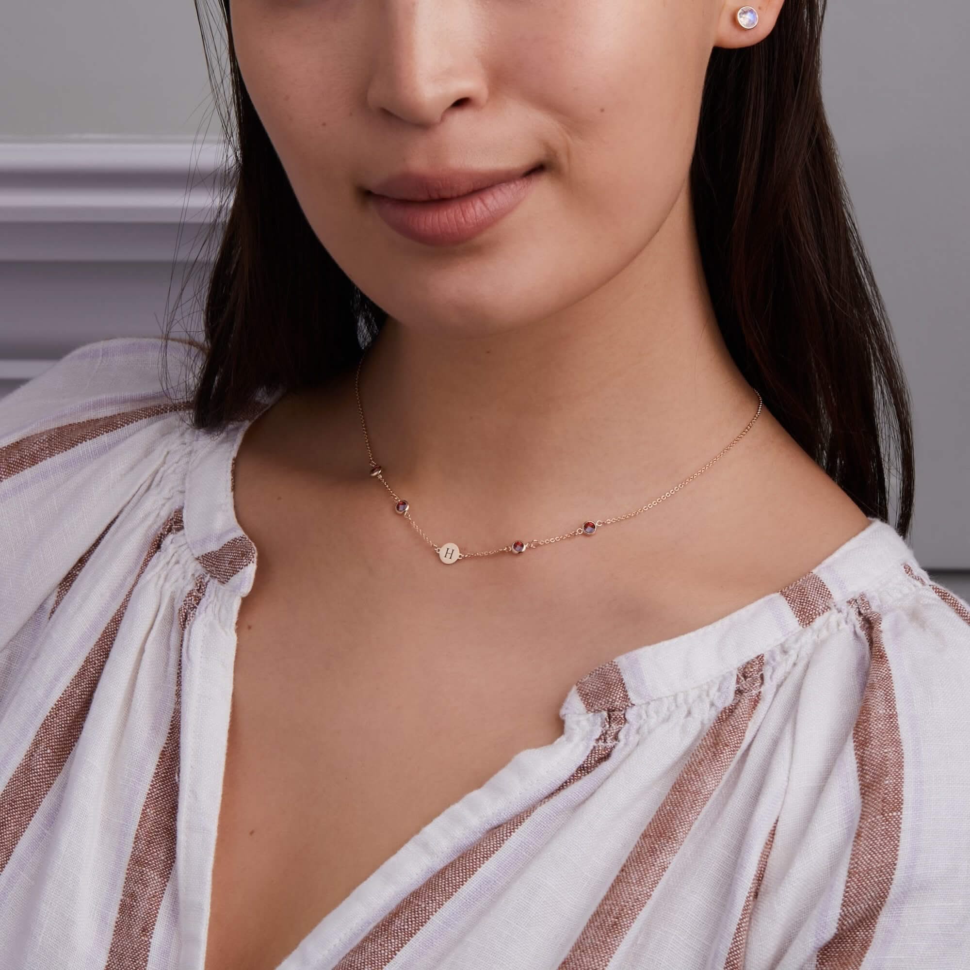 1 Letter & 4 Petite Garnet Necklace in 14k Gold (January) - Image 2