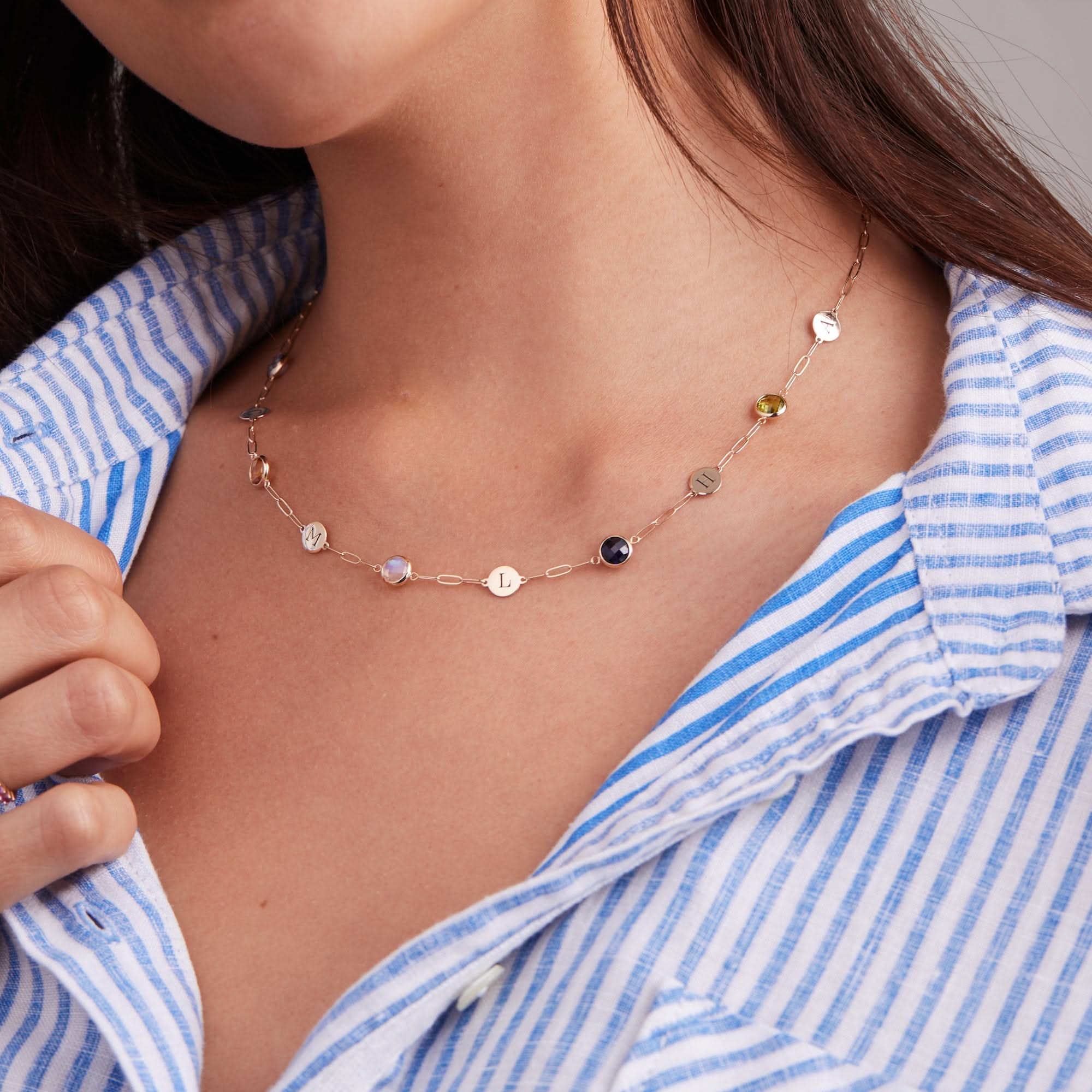 5 Letter & 5 Grand Birthstone Adelaide Mini Necklace in 14k Gold - Image 3