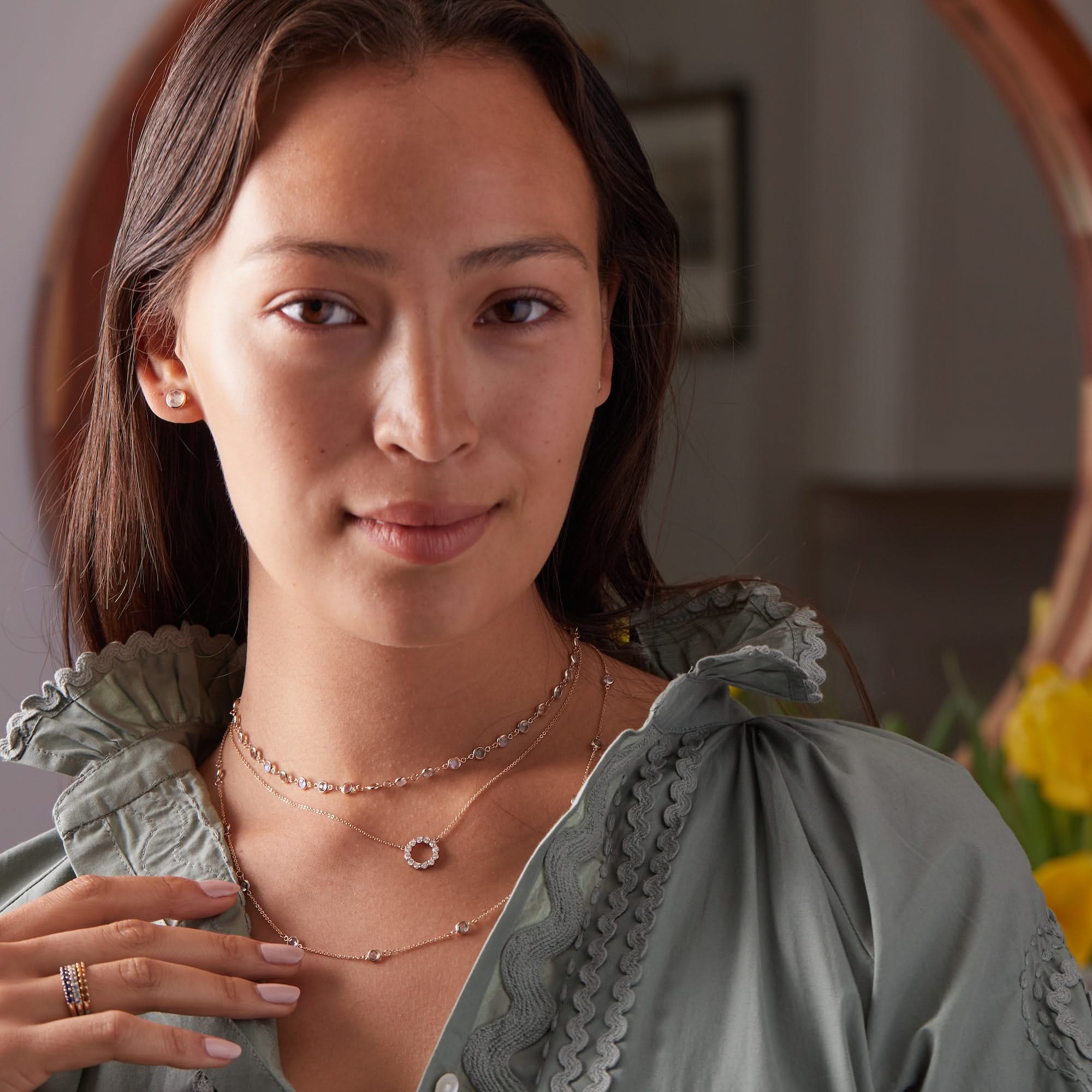 Rosecliff Small Circle Birthstone Necklace in 14k Gold - Image 12