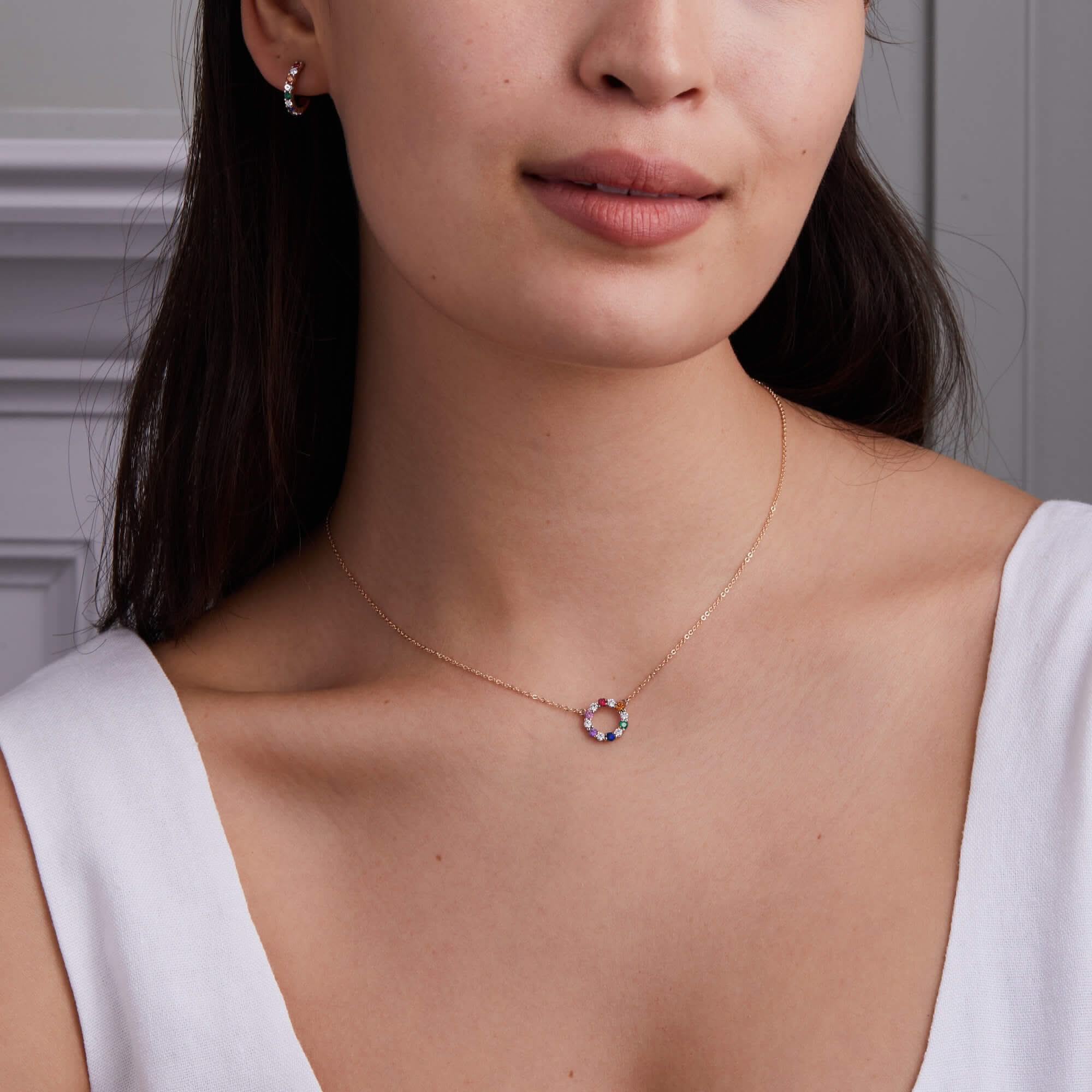Rainbow Rosecliff Small Circle Necklace with Diamonds in 14k Gold - Image 2