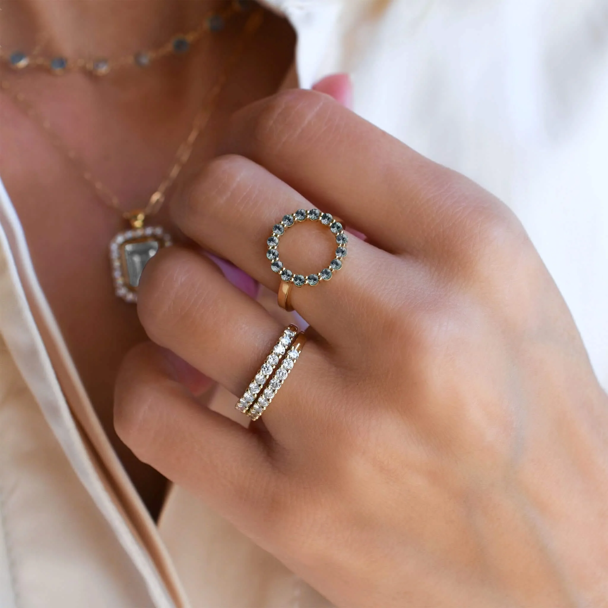 Rosecliff Circle Alexandrite Ring in 14k Gold (June) - Image 6