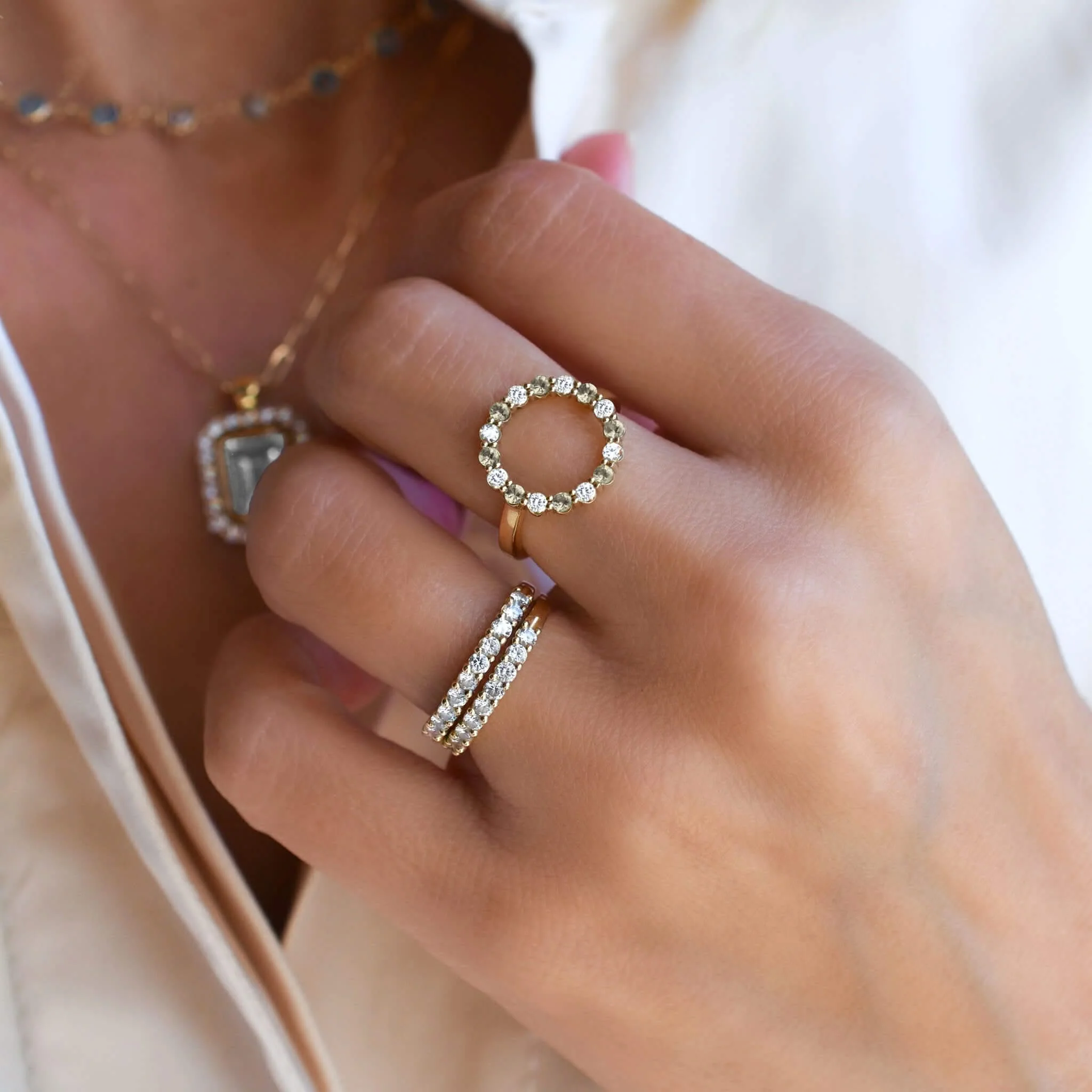 Rosecliff Circle Diamond & Peridot Ring in 14k Gold (August) - Image 6
