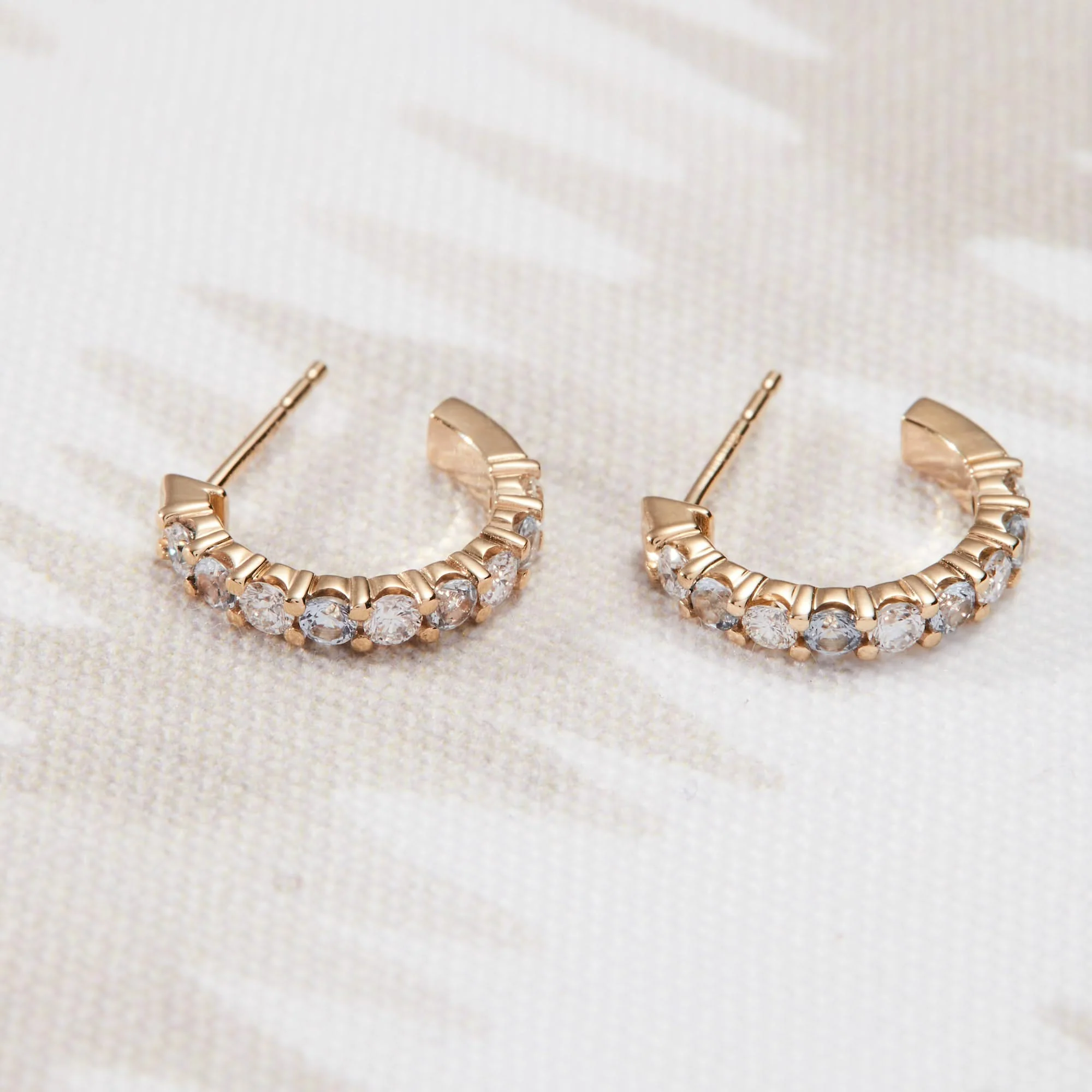 Rosecliff Small Circle Diamond & Aquamarine Necklace and Huggie Hoop Earrings Set in 14k Gold (March) - Image 9