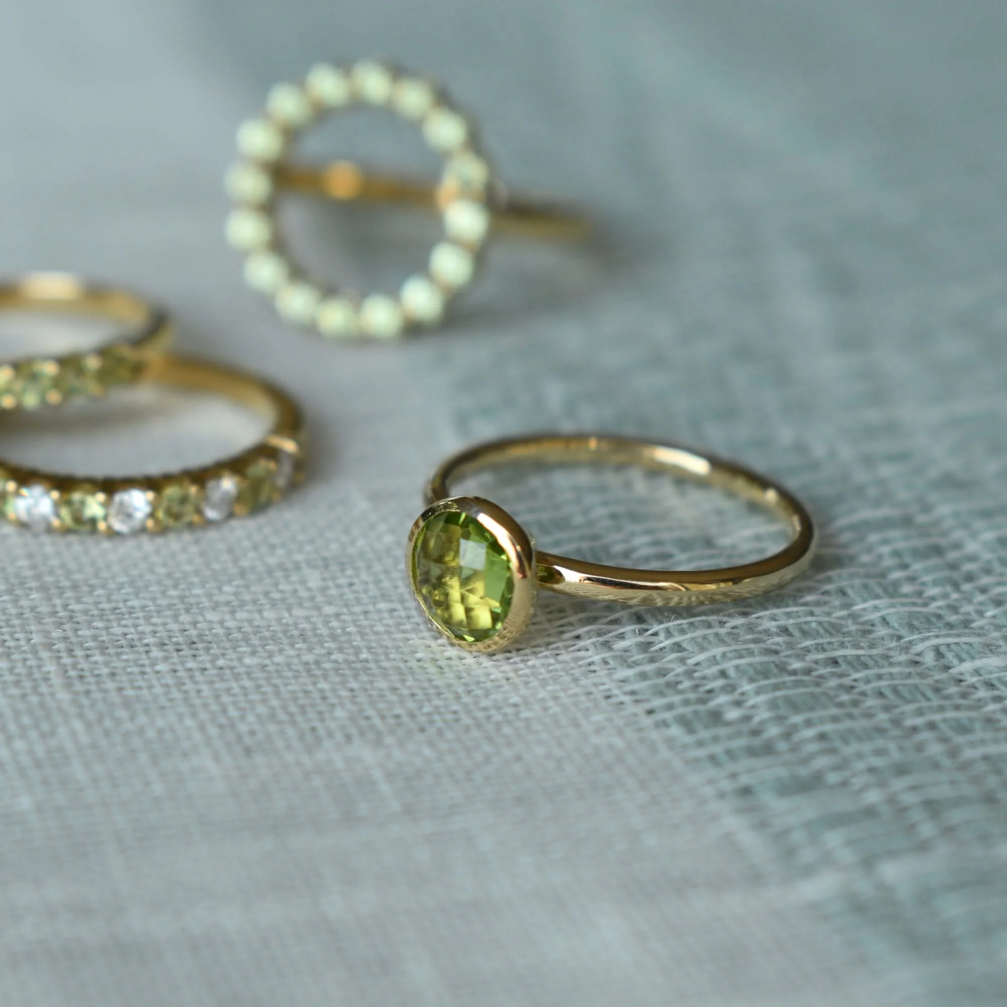 The Vault: Grand Peridot Ring, White Gold Size 6 - Image 3