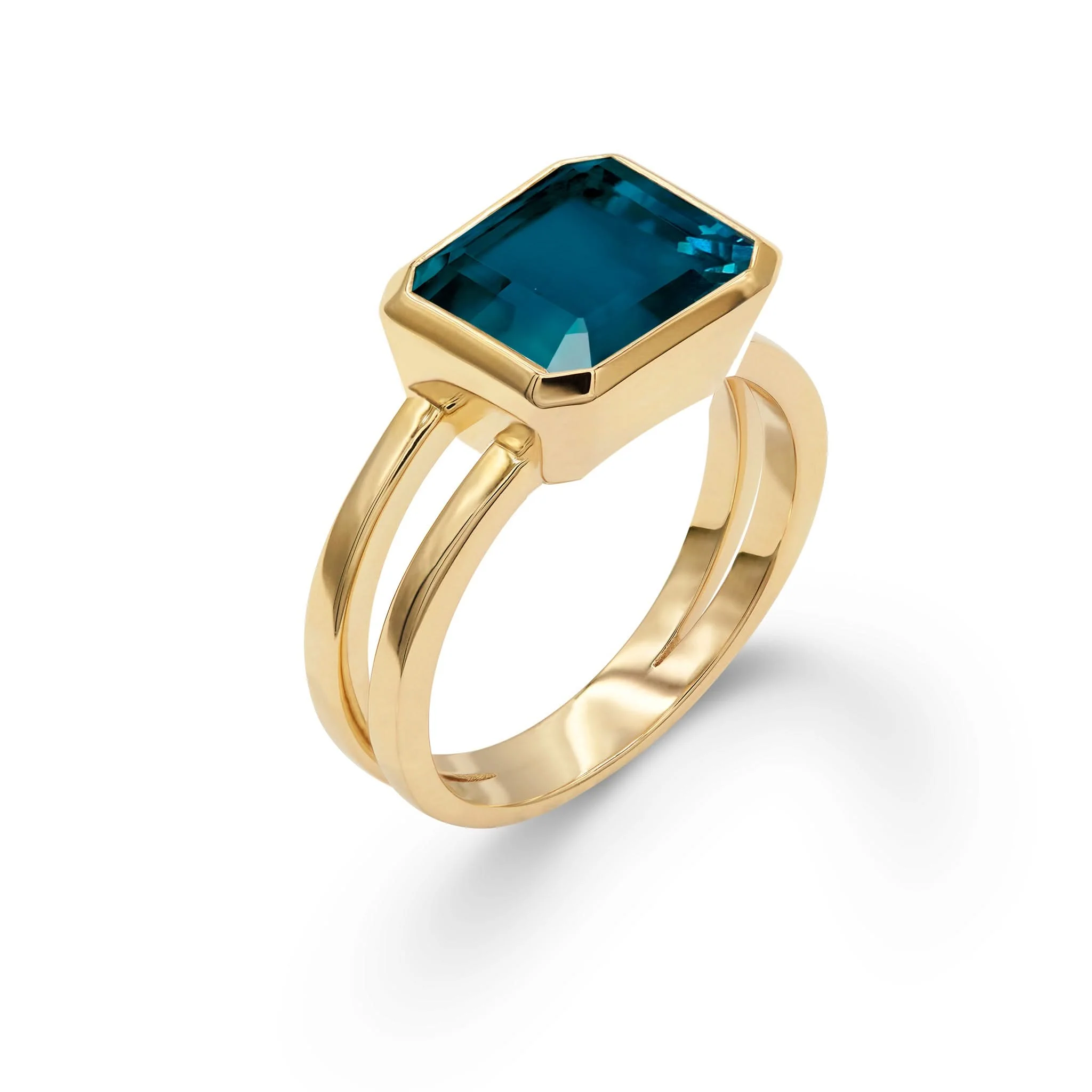 Warren Horizontal Atlantic Blue Topaz Ring in 14k Gold (December) - Image 4
