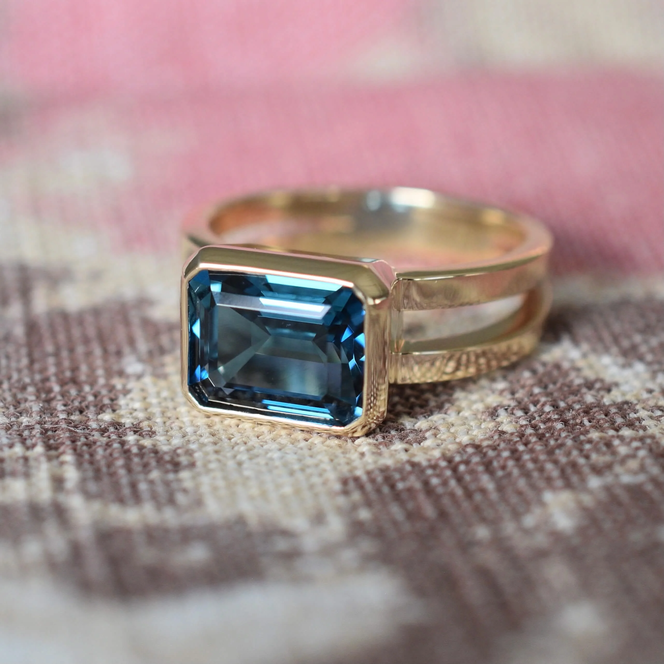 Warren Horizontal Atlantic Blue Topaz Ring in 14k Gold (December) - Image 9