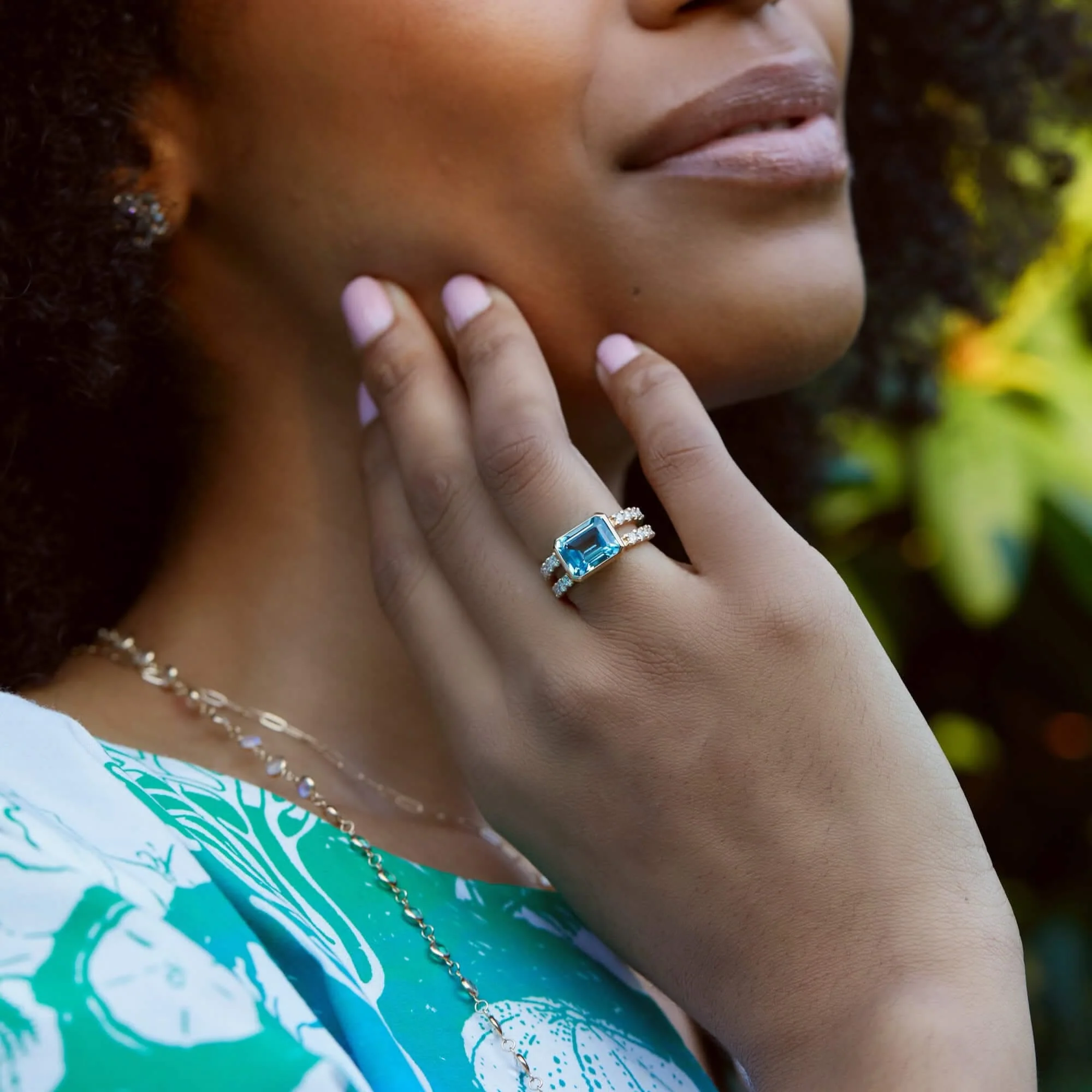 The Vault: Warren Horizontal Nantucket Blue Topaz Ring with Diamonds, Yellow Gold Size 8 - Image 10