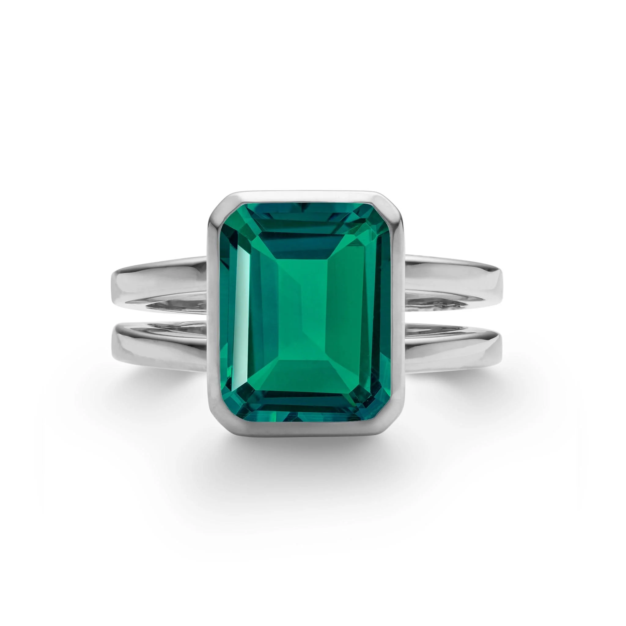 The Vault: Warren Vertical Emerald Ring, White Gold Size 4.5
