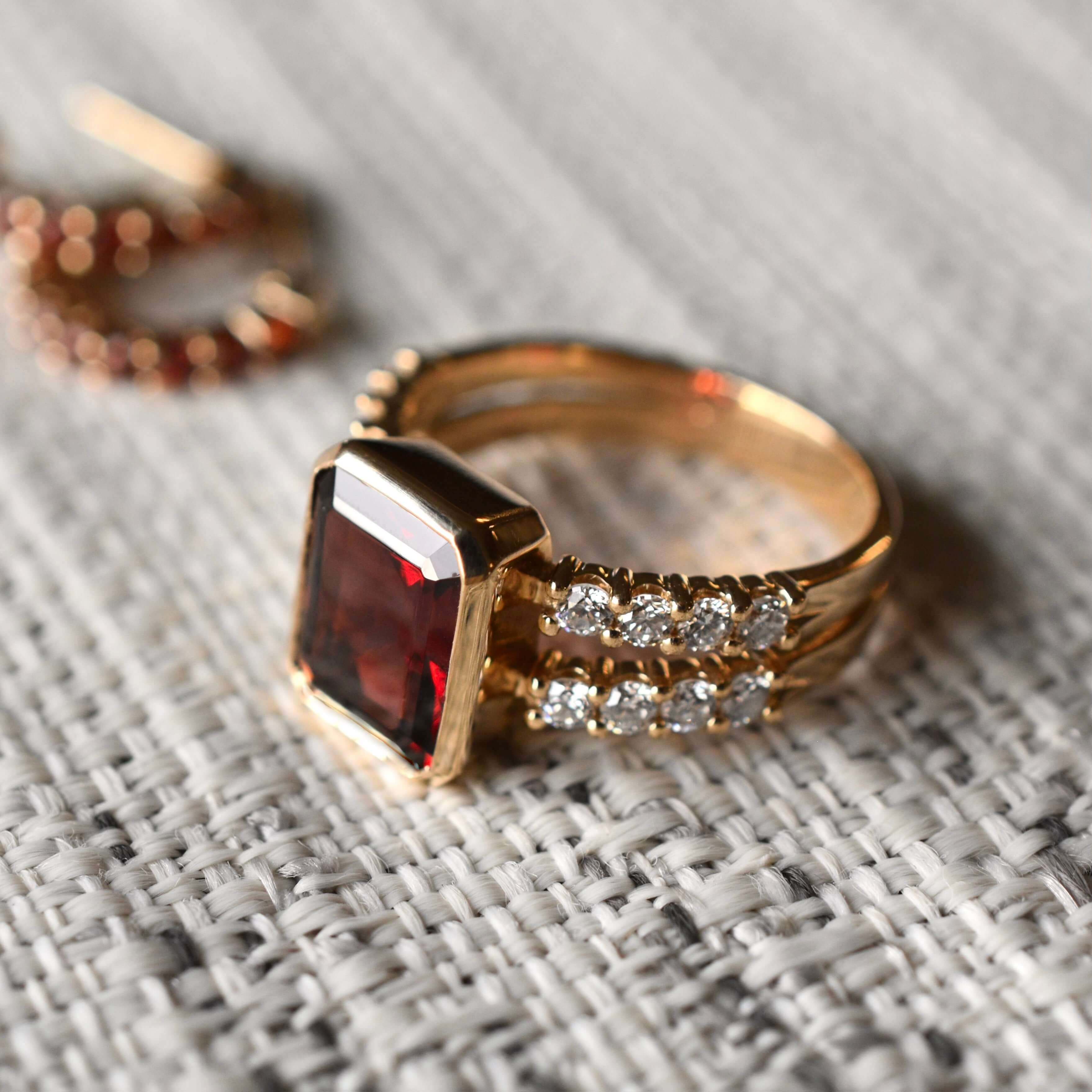 Warren Vertical Garnet Ring with Diamonds in 14k Gold (January) - Image 9