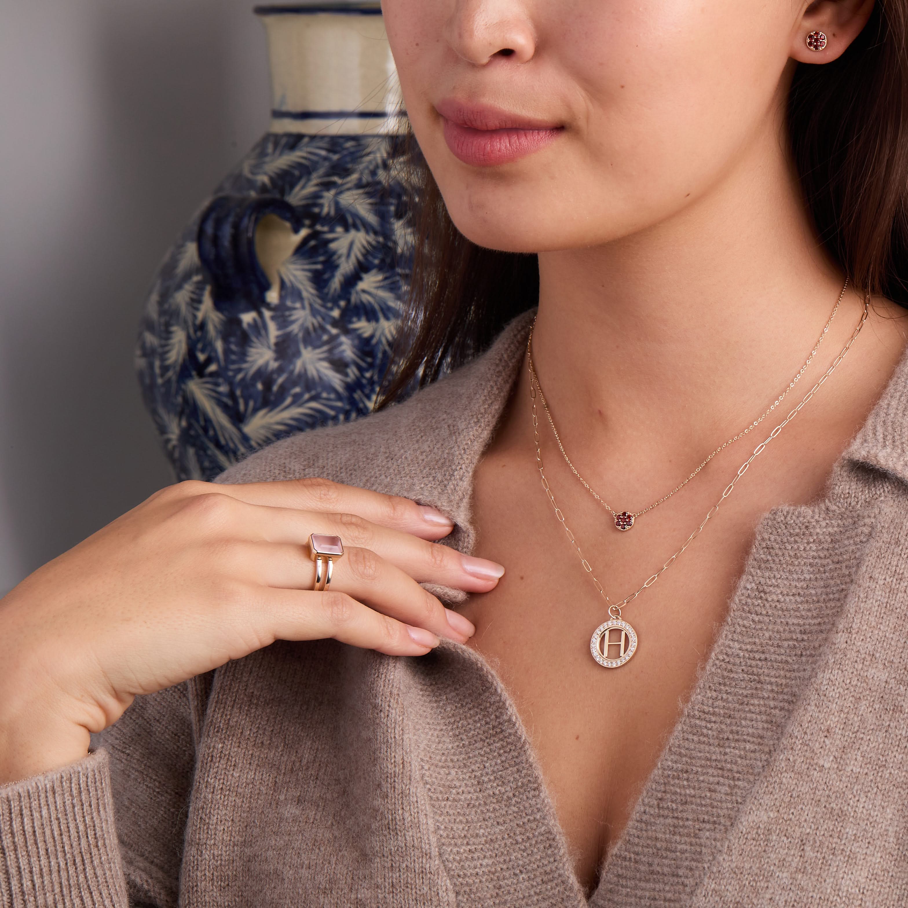 Warren Vertical Rose Quartz Ring in 14k Gold (October) - Image 2
